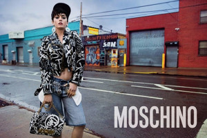 KatyPerry_MoschinoAW15a